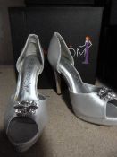 *Six Pairs of Ruby Prom 