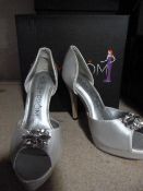 *Six Pairs of Ruby Prom 