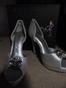 *Six Pairs of Ruby Prom 