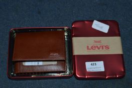 *Levi Gents Leather Wallet in Tin