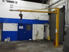 *250kg Lift Arm on Freestanding Swivel Pillar with