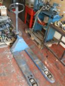 *550x1100 2 Tonne Pallet Truck