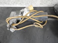 *Triumph 110V Nibbler