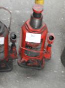 *Clark 20 Tonne Hydraulic Bottle Jack