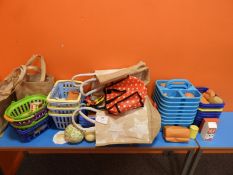 *Quantity of Childrens Play Shopping Bags, Assorte