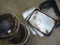 *Assorted Baking Trays and Pizza Trays