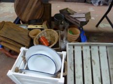 *Box of Assorted Trays Flower Pots, Enamelware, et