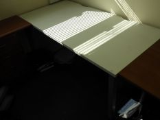 *White Office Table on Silver Legs 160x80cm