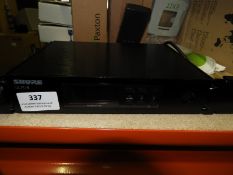 *Shure QLXD4 Radio Mic Receiver