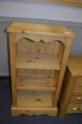 Pine Three Height Bookshelf