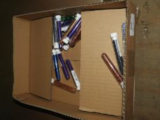 20 Assorted Tubes of Glitter