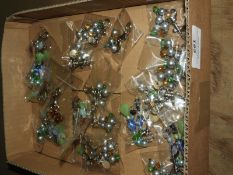 Box of 20 Decorative Brooches