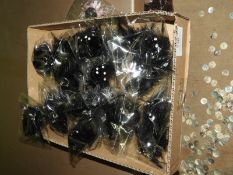 Box of 20 Decorative Floral Brooches