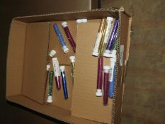 20 Assorted Tubes of Glitter