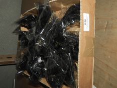 20 Decorative Feather Brooches