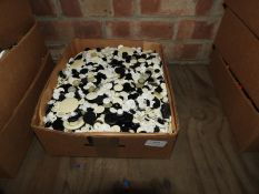 Box Containing a Large Quantity of Assorted Button