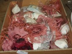 Box Containing 40 Mixed Haberdashery Items