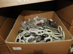 Box Containing 40 Mixed Haberdashery Items (as per