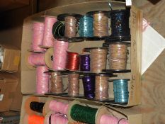 Box Containing Assorted Wools, Braids, Sequins, et