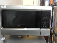 Hotpoint MWH2422 Microwave Oven