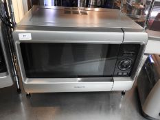 Hotpoint MWH2422 Microwave Oven