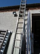 *32 Tread Extending Ladder