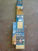 *Laminate Flooring Oak