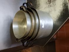 *Four Graduated Aluminium Pans