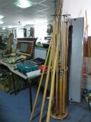 Turned Wood Snooker Cue Stand with Sixteen Cues In