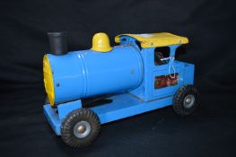 Triang Tinplate Train