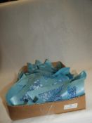 Box Containing 80 Pieces of Mixed Haberdashery (As Per Photograph)