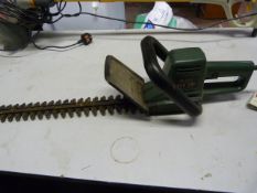 Black & Decker GT230 Hedge Trimmer
