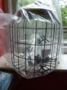 *Squirrel Proof Bird Feeder