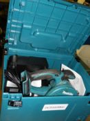 *Makita BCS550 Cordless Circular Hand Saw with Cha
