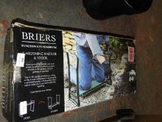 *Bryers Gardening Kneeler & Stool