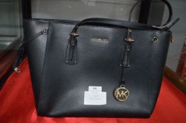 *Michael Kors Voyager Tote Bag (Black)