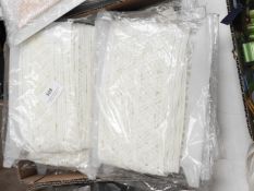 *Six Cards of Cream Lace Edging