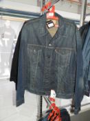 *Levi Mens Denim Jacket Size: XL