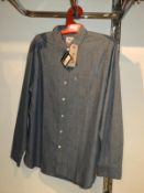 *Levi Gents Shirt Size: Large