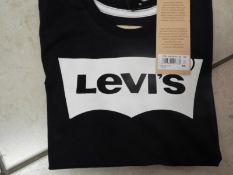 Levi Children's T-Shirt Size: 6 Years