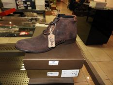 *Pair of Hudson Alaska Suede Boots Size: 43