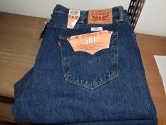 *Levi 501 Mens Jeans Size: 40/32