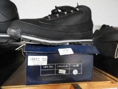 *Pair of Liberty Mens Boots Size: 12