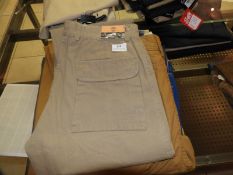 *Timberland Chinos Size: 32/34