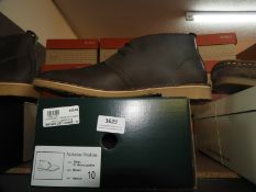 *Nicholas Deakin Boots (as per photograph) Size: 1