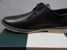*Nicholas Deakin Boots (as per photograph) Size: 7