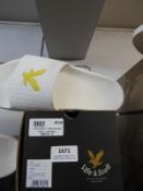 *Pair of Lyle & Scott Mens Sliders Size: 8