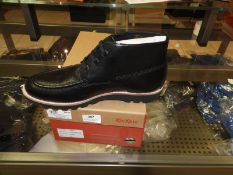 *Pair of Kickers Mens Footwear (Black) Size: 7