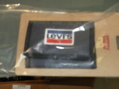 *Levi Canvas Wallet