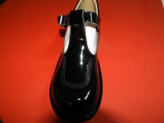 Pair of Children's Kickers (as per photograph) Siz